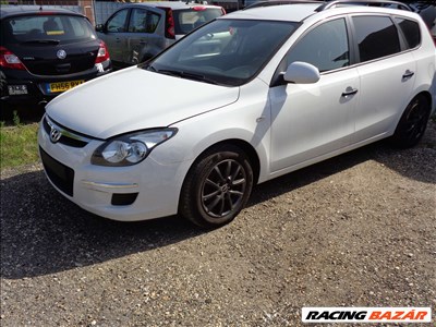 Hyundai i30 2007-2012 Karosszéria elemek eladok