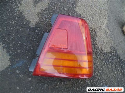 suzuki swift   1998    sedan jobb hátsó lámpa