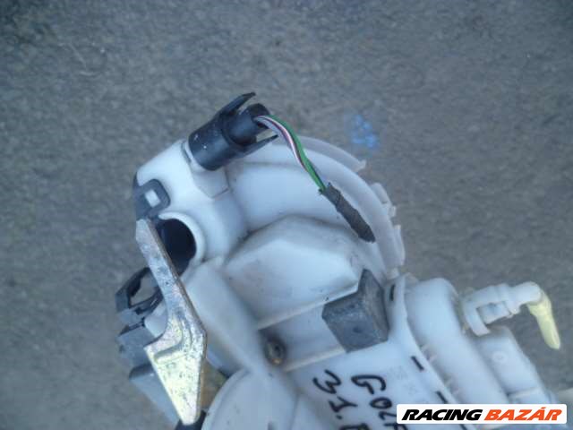 vw golf 3 jobb első ajtózár központi záras 1H1 837 016 K 1h1837016k 3. kép