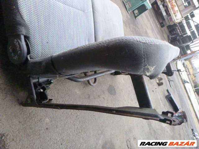 mitsubishi space wagon  1997  hátsó üléssor     5-6. ülés    ( TÖBBI ÜLÉS NINCS MEG ) 7. kép