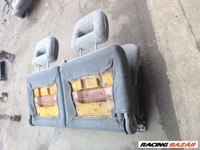 mitsubishi space wagon  1997  hátsó üléssor     5-6. ülés    ( TÖBBI ÜLÉS NINCS MEG ) 12. kép