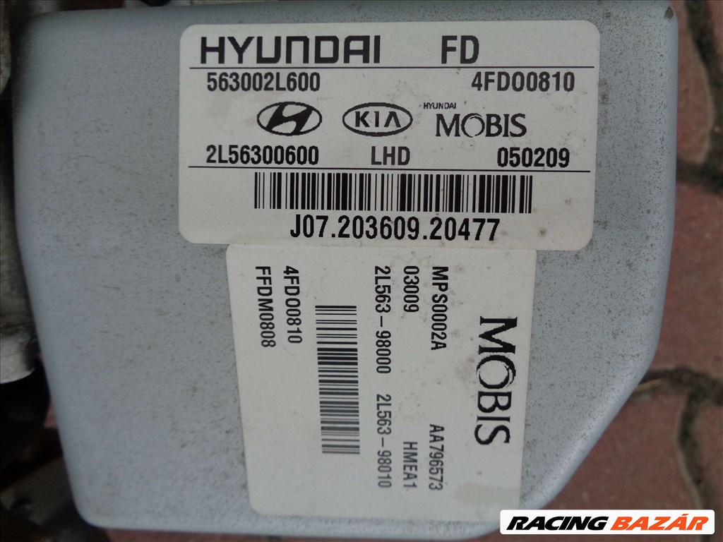 Hyundai i30 2007-2013 kormány szervó  + kormány oszlop  563002L600 2. kép