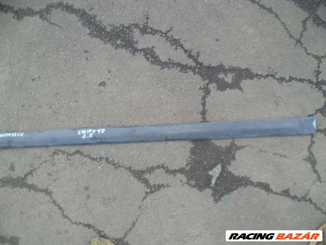 suzuki swift   1998 jobb első,, jobb hátsó      ajtódíszléc        (vastag) 4. kép