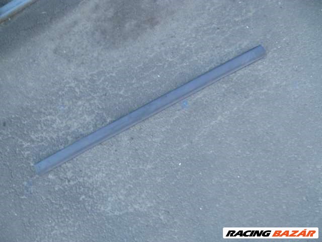 vw golf 3,  5 ajtós jobb első ajtódíszléc 4. kép