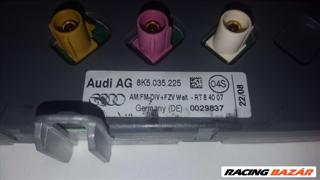 Audi A4 8K antenna erősítő modul 8K5035225 2. kép