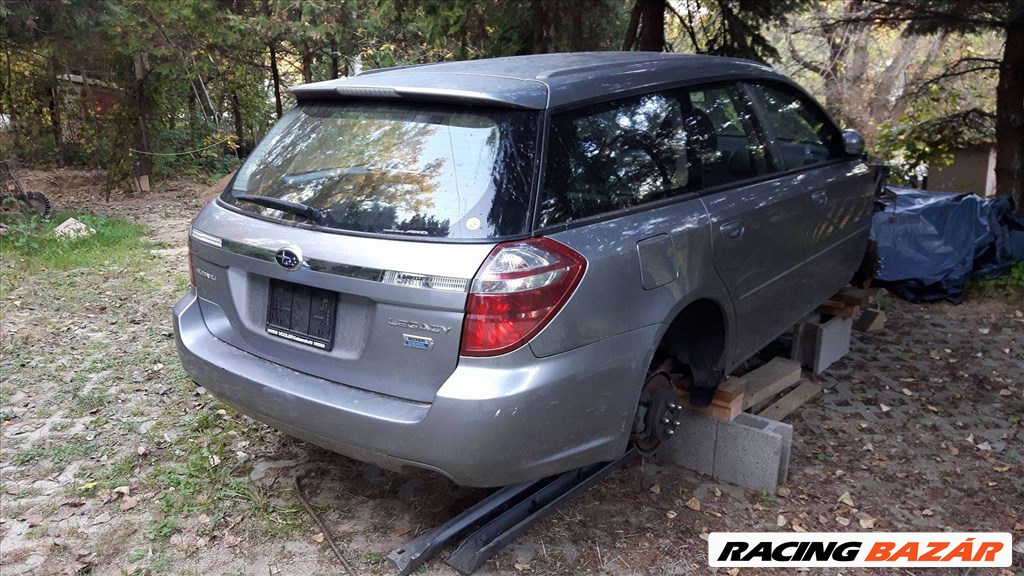 Subaru Legacy (4th gen) bontott alkatrészei 4. kép