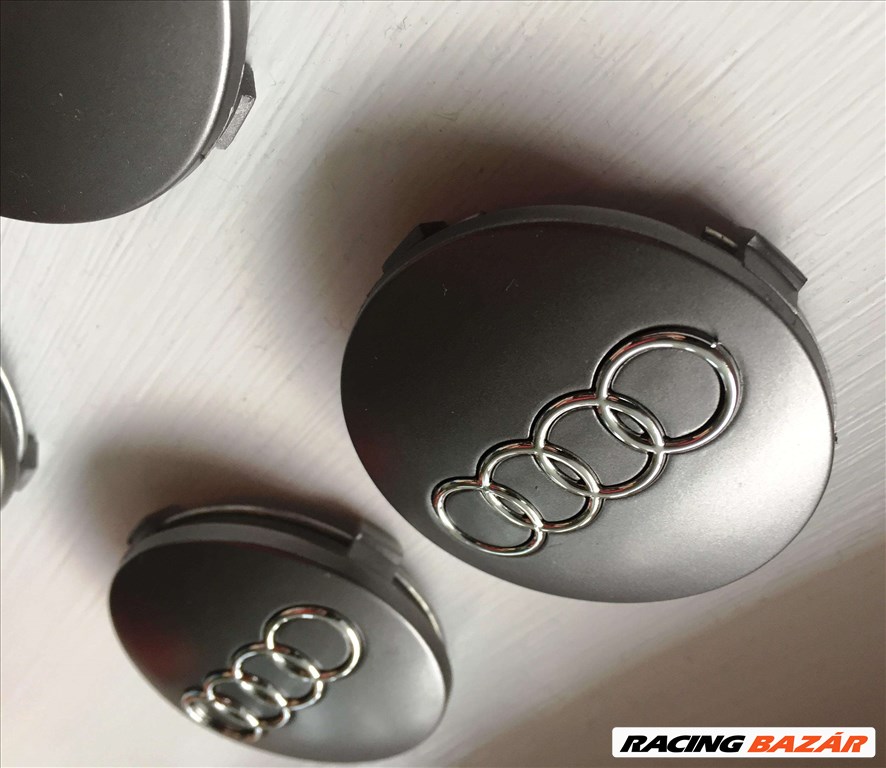 Audi AUDI alufelni közép embléma  2. kép