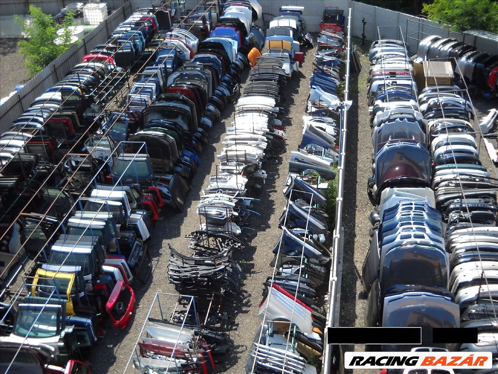 Audi A4 kombi bal hátsó belső lámpa 2005-2008 8E9945093 5. kép