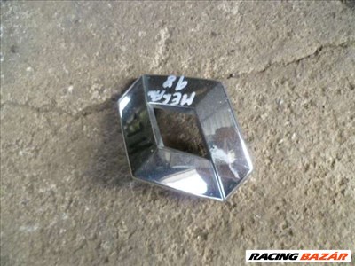 renault megane  1    1998   első embléma 