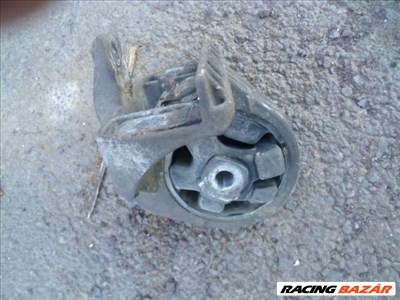 renault megane 1    1998   ,  1,4 8v, váltótartó bak 