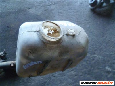 maruti kiegyenlítő tartály