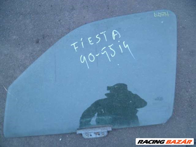 ford fiesta 95  mk3 bal-jobb első ajtóüveg 5 ajtós 2. kép