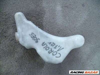 toyota corolla 1990  1,3    víztartály