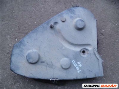 seat toledo 1997    1,9 AAZ  külső-belső  vezérműszíj burkolat 