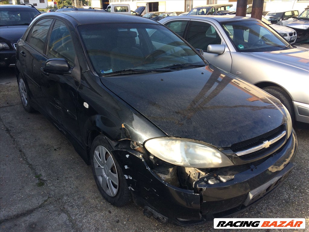 Chevrolet Lacetti csomagtérajtó 2. kép