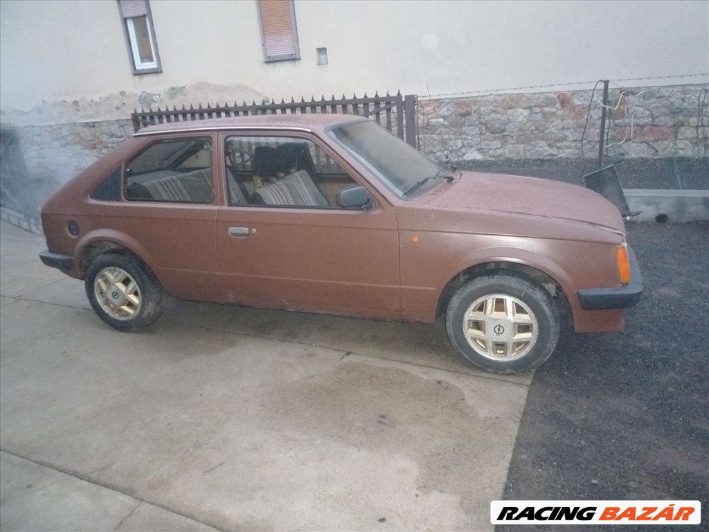 Opel Kadett D bontott alkatrészek 1. kép