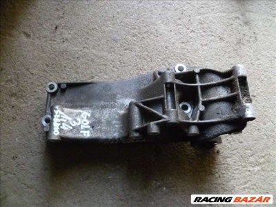 VW GOLF 3, POLO 3  generátor tartóbak    032 145 169 H 032145169h