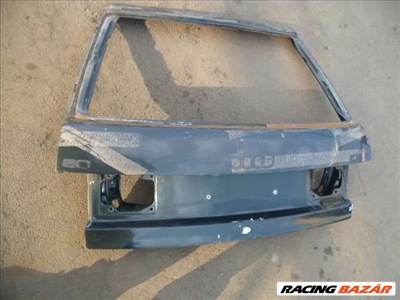 audi 80 b4 kombi  csomagtérajtó  ÜVEG NÉLKÜL    (rozsdás)