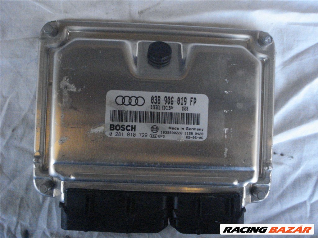 Audi A4 (B5 - 8D) 1.9 TDI motorvezérlő elektronika 038906019FP 1. kép