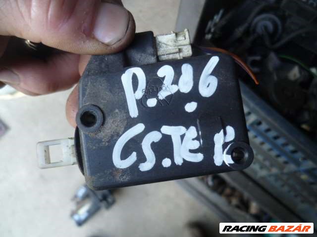 peugeot 206 csomagtér vákum motor  KP-ZÁR MOTOR 3. kép