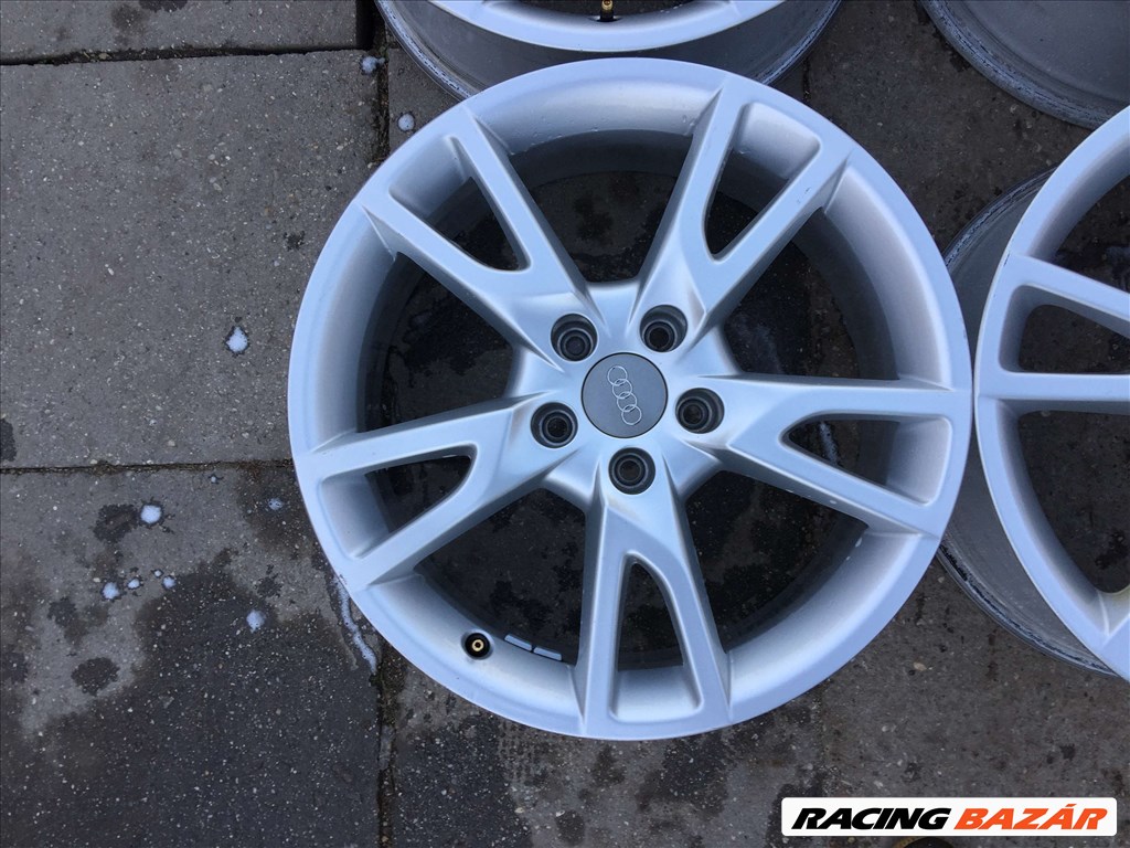 18-as, 5x112-es Audi alufelni 2. kép