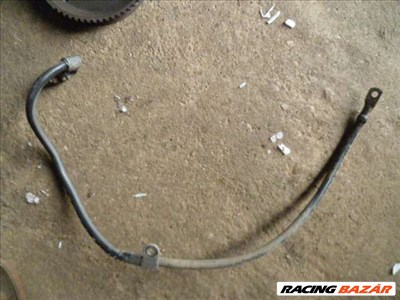 fiat brava  1997    1,6 16 v negatív sarukábel  , negatív akkumulátor csatlakozó 