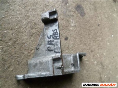 vw passat b3-b4  szervószivattyú tartóbak  027 145 531  027145531