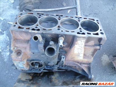 fiat brava     1997  1,6 16v  motorblokk 182A4000  OLAJSZIVATTYÚ NÉLKÜL   