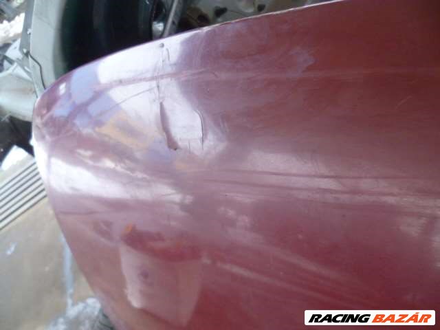 opel astra f piros sérült motorháztető 2. kép