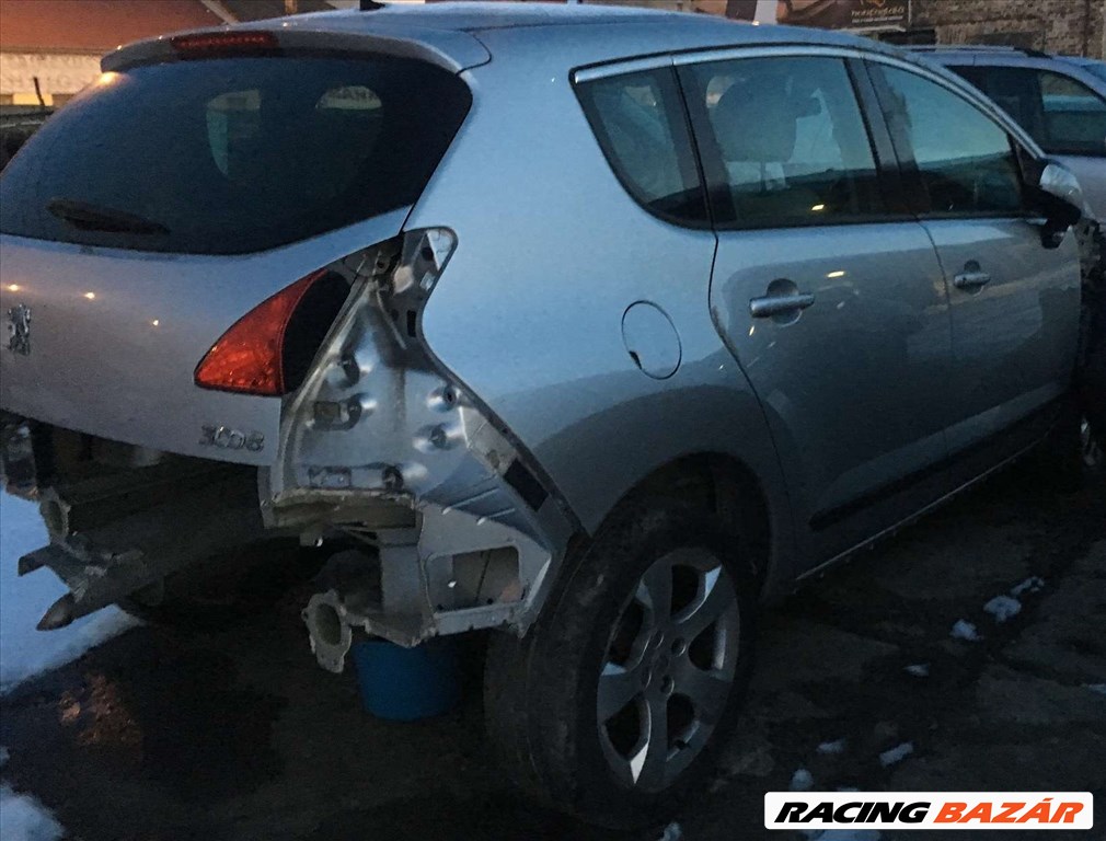 PEUGEOT 3008 KAROSSZÉRIA  3. kép