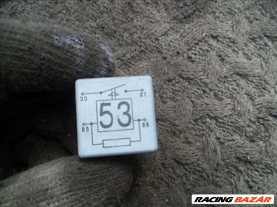 VW PASSAT B5 1.9 PDTDI   53-AS RELÉ (ventilátor,duda,kürt) 141951253b