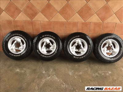 TEREPJÁRÓ 15" ALUFELNI 6X139,7 NÉGYÉVSZAKOS 235/75R15 GUMIVAL OLCSÓN!!!!