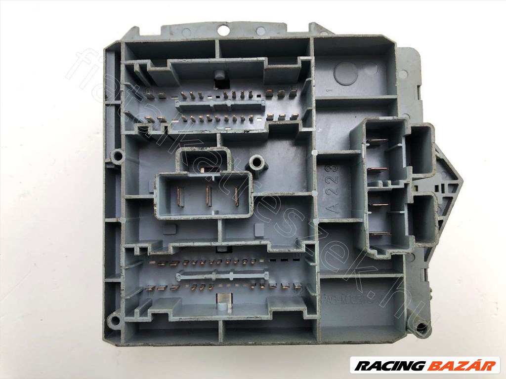 Biztosítéktábla FIAT PUNTO II/III - Bontott Fiat 46778450 2. kép