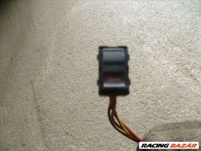 AUDI A3 1998 BIZTONSÁGI KAPCSOLÓ AJTÓBA