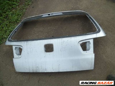 SEAT IBIZA 2001 5 AJTÓS ÜRES CSOMAGTÉRAJTÓ EZÜST SZÍN  ÜVEG NÉLKÜL   