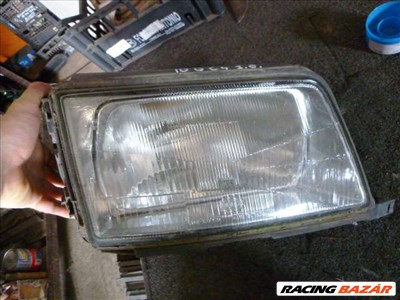 AUDI 100 C4 JOBB ELSŐ LÁMPA  MOTORRAL
