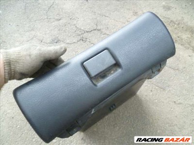 opel astra f 1998 fekete kesztyűtartó