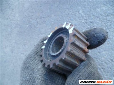 ford fiesta  MK3  1992  FŐTENGELY BORDÁS KERÉK  1,8 DIESEL  