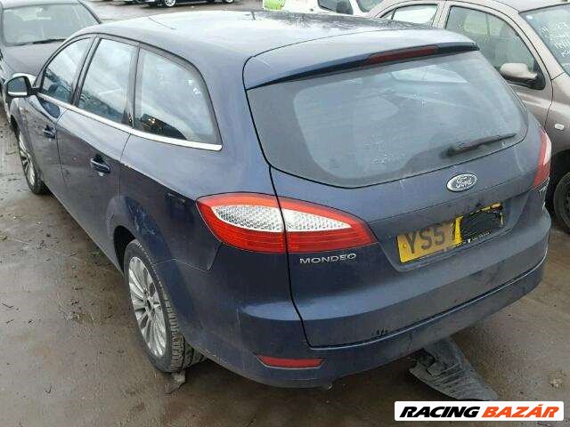 Ford Mondeo mk4 kombi sedán 5ajtós bontott alkatrészei lökhárító sarvédő ajtó motor váltó 2. kép