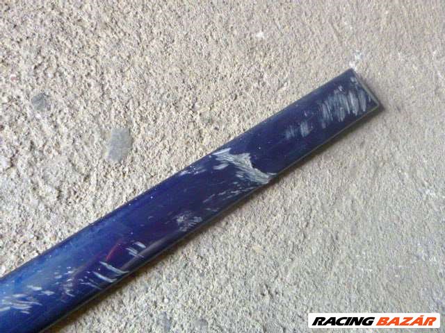 VW GOLF 4 JOBB HÁTSÓ AJTÓDÍSZCSÍK 5 AJTÓS 1J4 853 754 B  KÉK SZÍN   2. kép