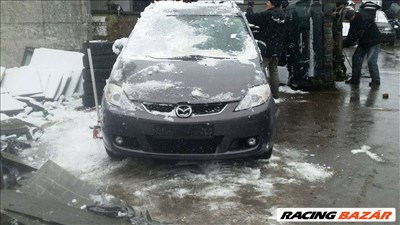 Mazda 5 (CR) bontott alkatrészei