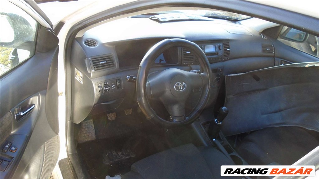 Toyota Corolla bontott alkatrészei 3. kép