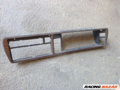 VW GOLF 1  JETTA KÖZÉPSŐ KERET 321 867 241 E