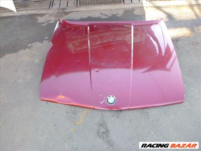 BMW E 36 PIROS MOTORHÁZTETŐ ZAJCSÖKKENTŐVEL SÉRÜLT 