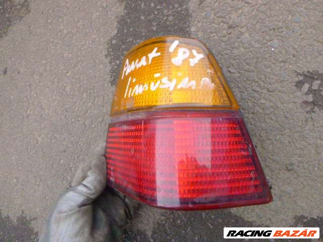 VW PASSAT B2  1987  LIMUSINE  JOBB HÁTSÓ SARKI LÁMPA HELLA 2. kép