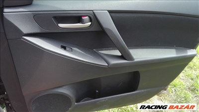 Mazda 3 BL ajtókárpitok