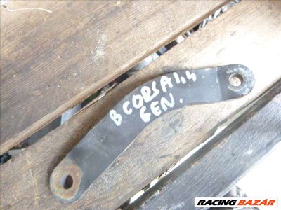 OPEL CORSA B 1,4 GENERÁTORTARTÓ VAS 
