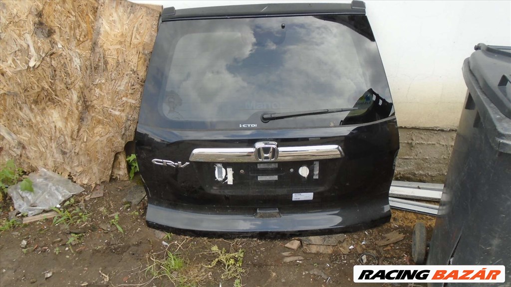 Honda CR-V (2nd gen) bontott alkatrészei ajtók csomagtér 1. kép