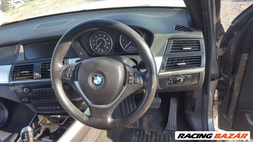 BMW X5 (E70) bontott alkatrészei 10. kép
