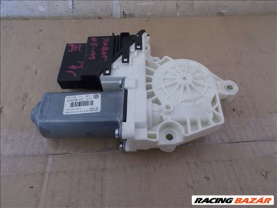 VOLKSWAGEN PASSAT jobb hátsó ablakemelő motor 2005-2011